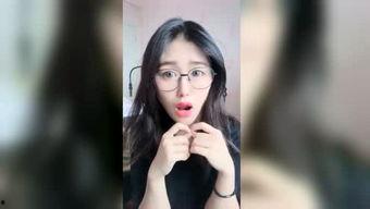 娱乐吃瓜酱喂西瓜视频  第1张